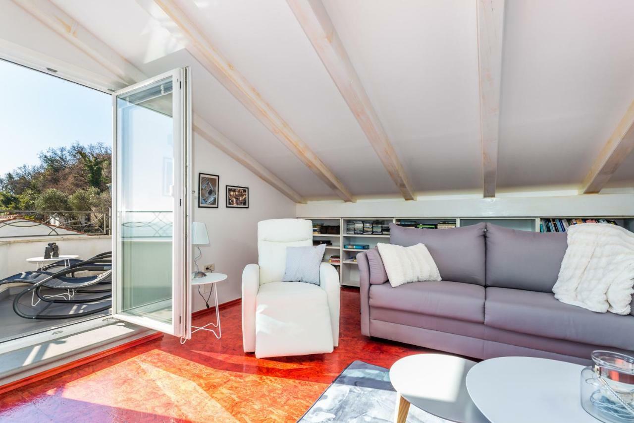Luxury Penthouse Prestige Near The Sea Apartment Опатия Екстериор снимка