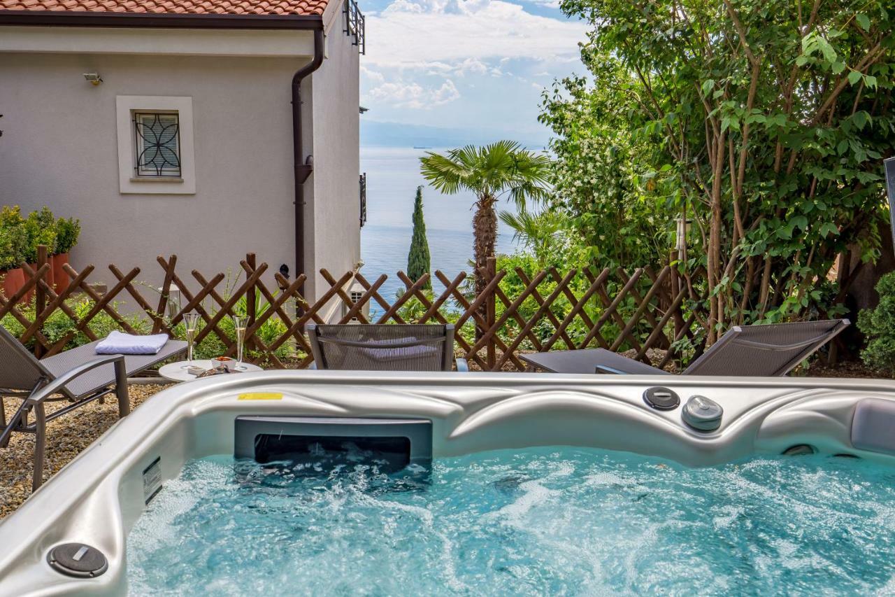 Luxury Penthouse Prestige Near The Sea Apartment Опатия Екстериор снимка